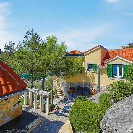 Stunning In Vinišće