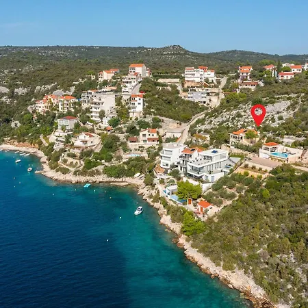 Stunning In * Vinišće